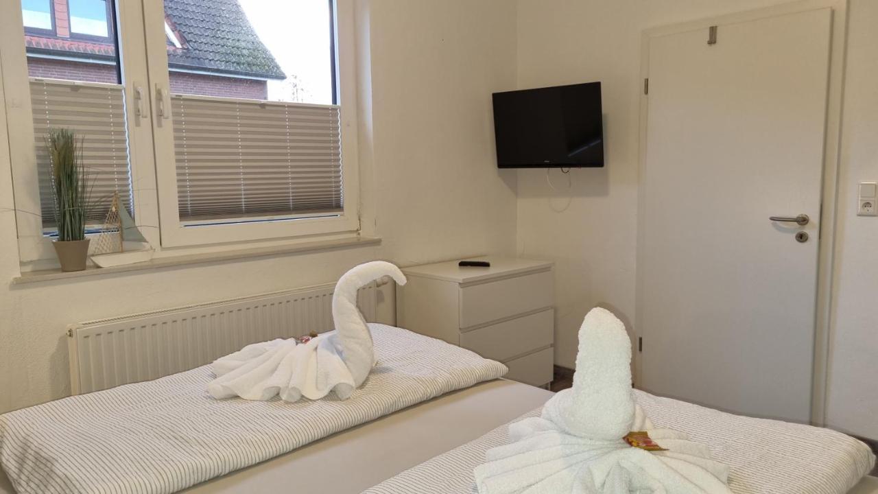Pension Likedeeler Suite Sir Henry Morgan Боркум Экстерьер фото