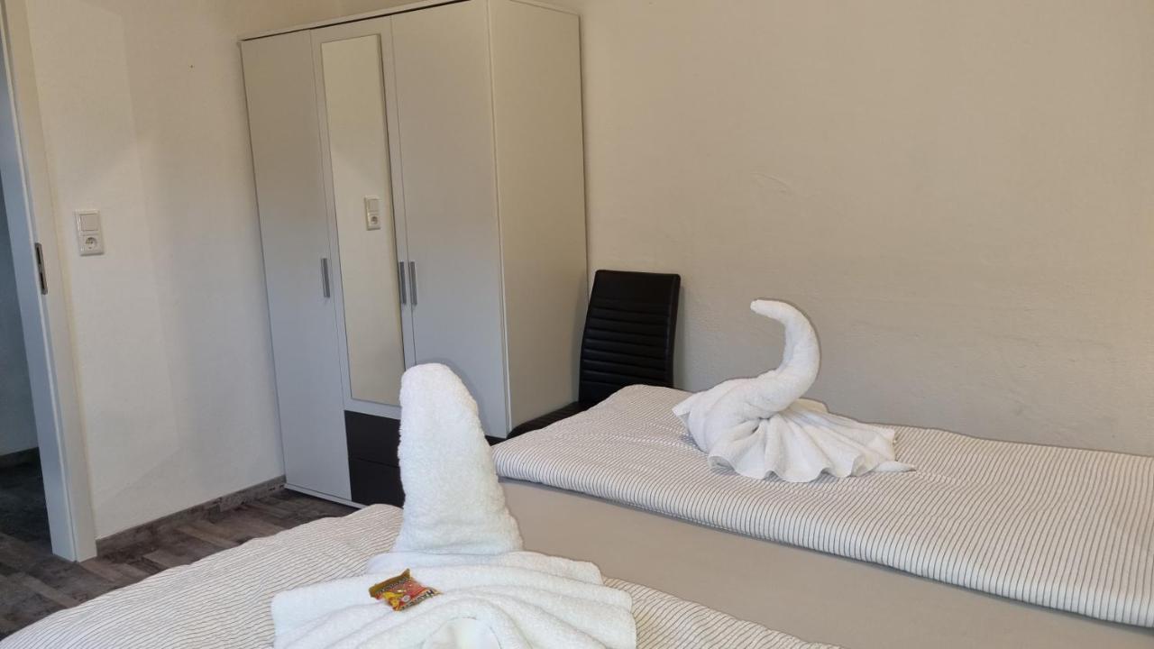 Pension Likedeeler Suite Sir Henry Morgan Боркум Экстерьер фото